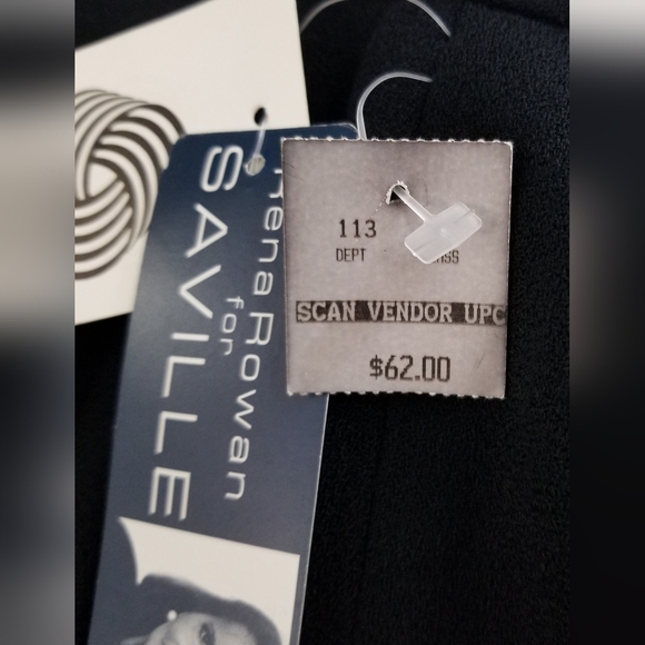 Rena Rowan for SAVILLE / SUIT / SIZE: 14 - Picture 11 of 11
